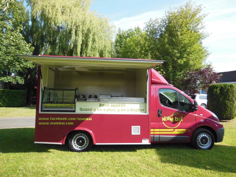 DSCN5828 Mon Food Truck